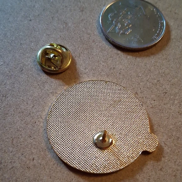 Retractaway Enamel Pin - Picture 6 of 6